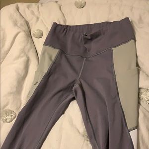 Women’s Athleta running leggings